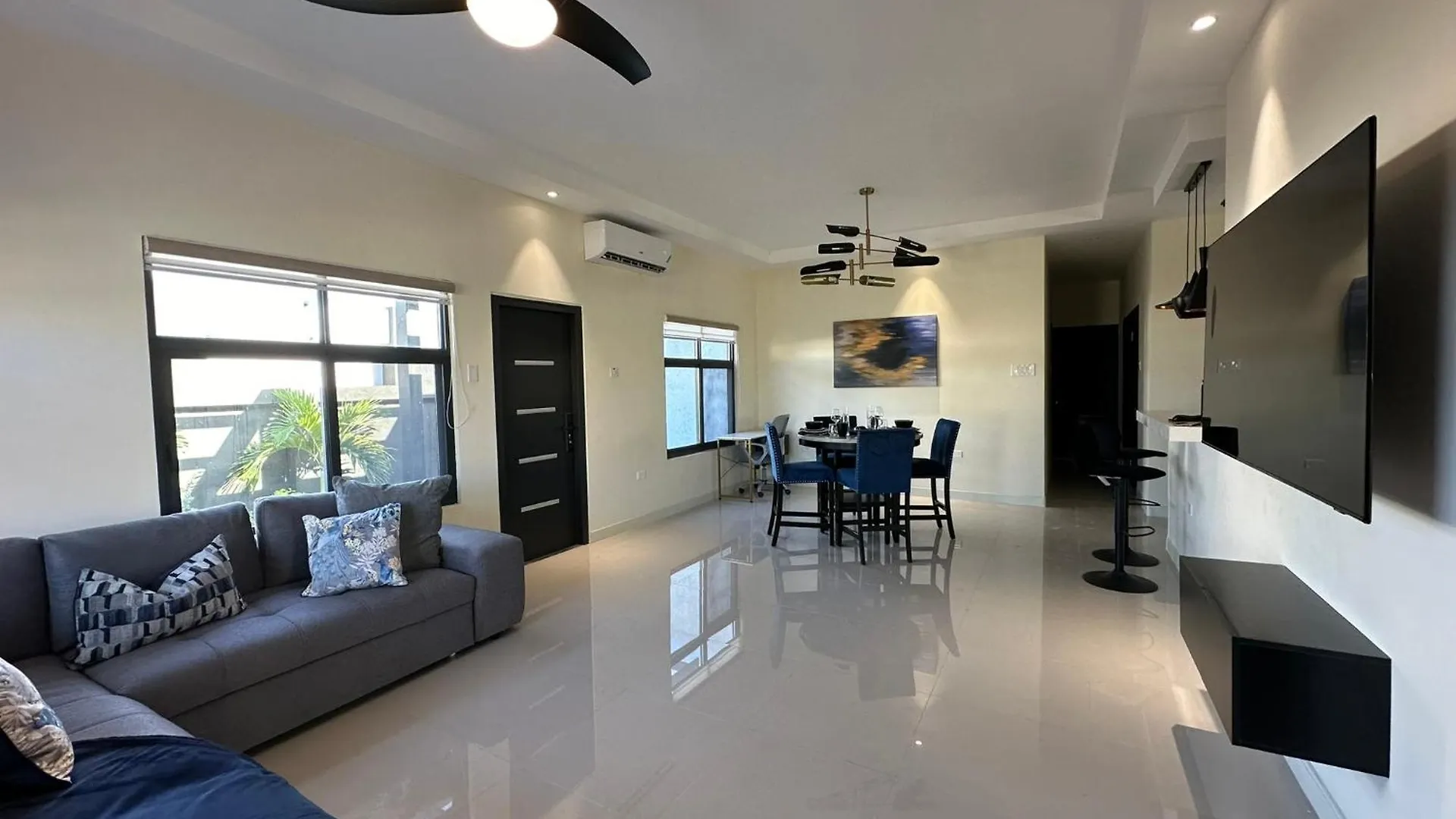 בית נופש אוצ'ו ריוס 2 Bed Bungalow En-Suite, With Pool & Gym ג'מייקה